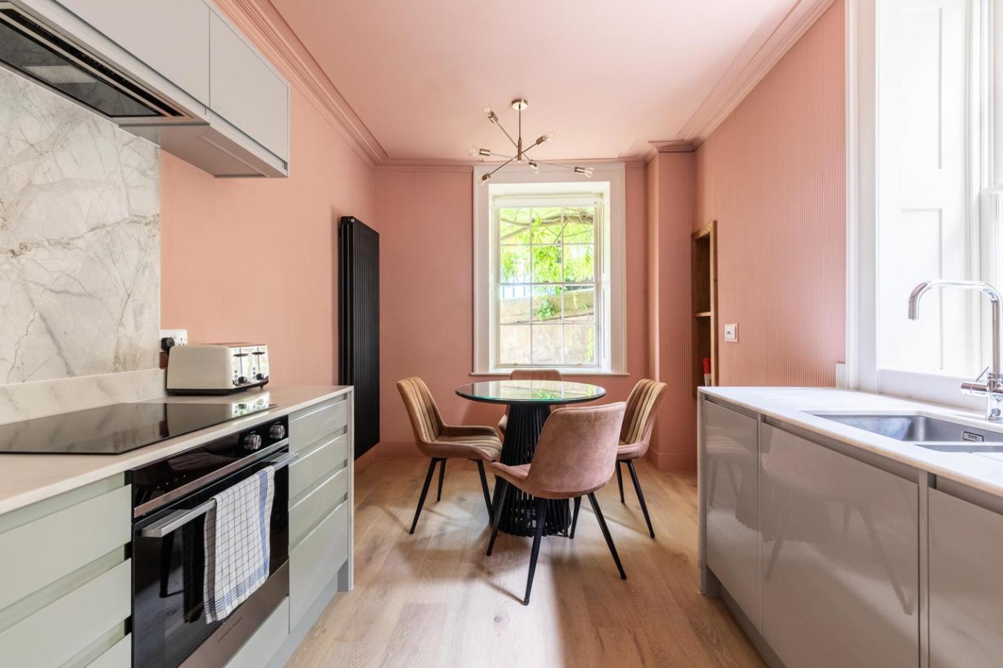 Russell House Suites Bath Ngoại thất bức ảnh