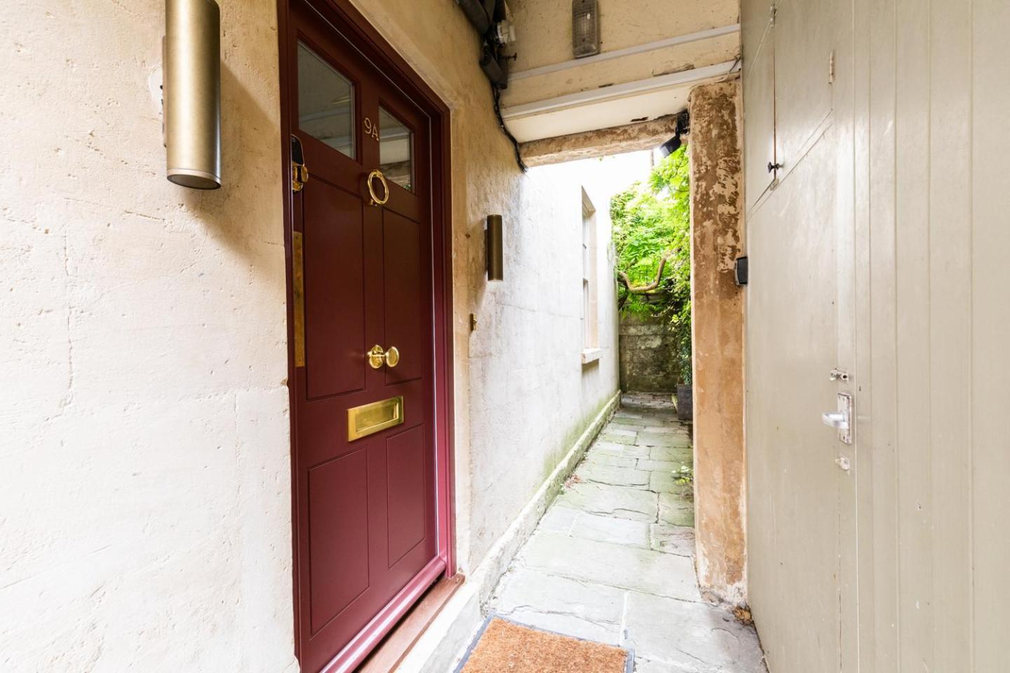 Russell House Suites Bath Ngoại thất bức ảnh