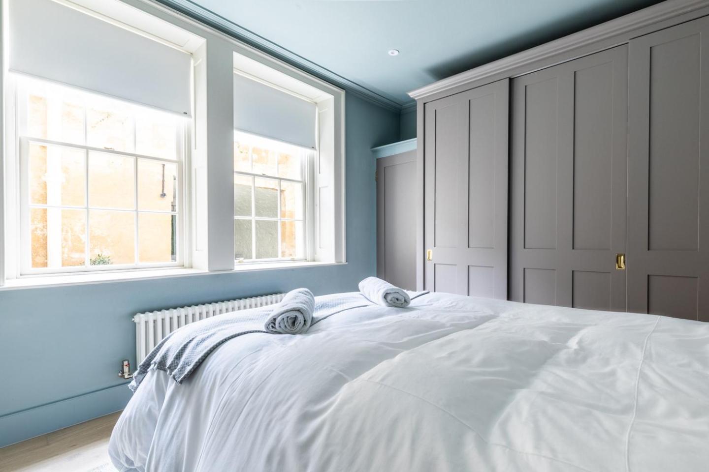 Russell House Suites Bath Ngoại thất bức ảnh